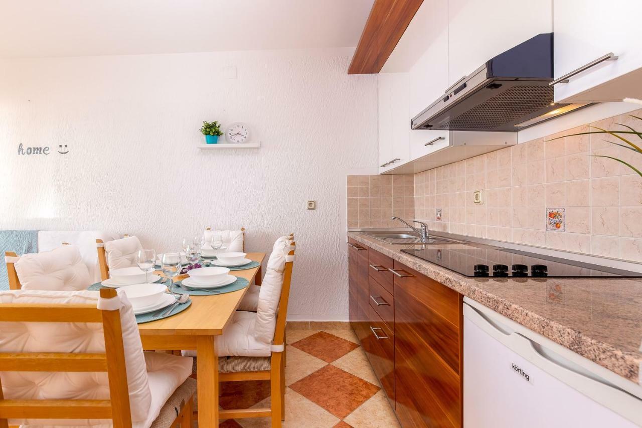 Apartments Lulic 크리크베니카 외부 사진