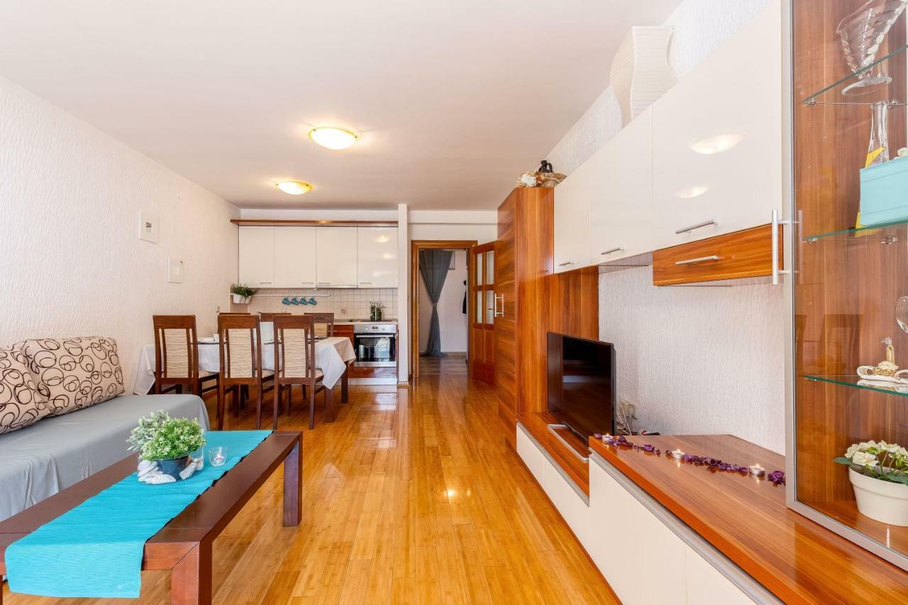 Apartments Lulic 크리크베니카 외부 사진